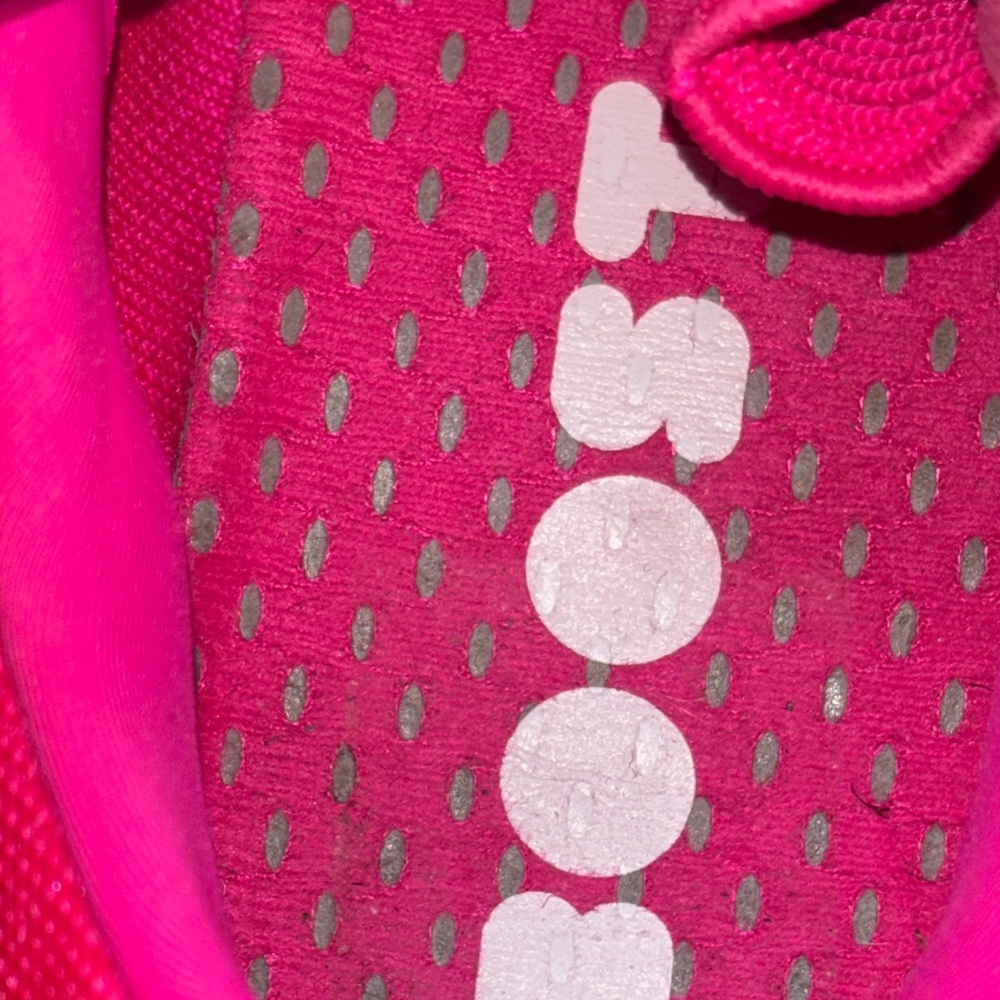 Adidas Adult Vibrant Pink Sneakers sz 8 - Picture 6 of 8